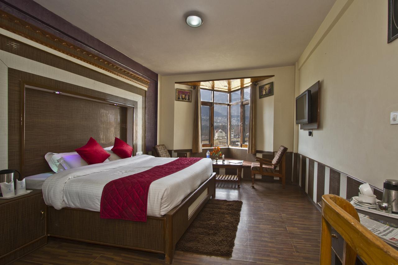 Hotel Park Residency Manāli Екстериор снимка