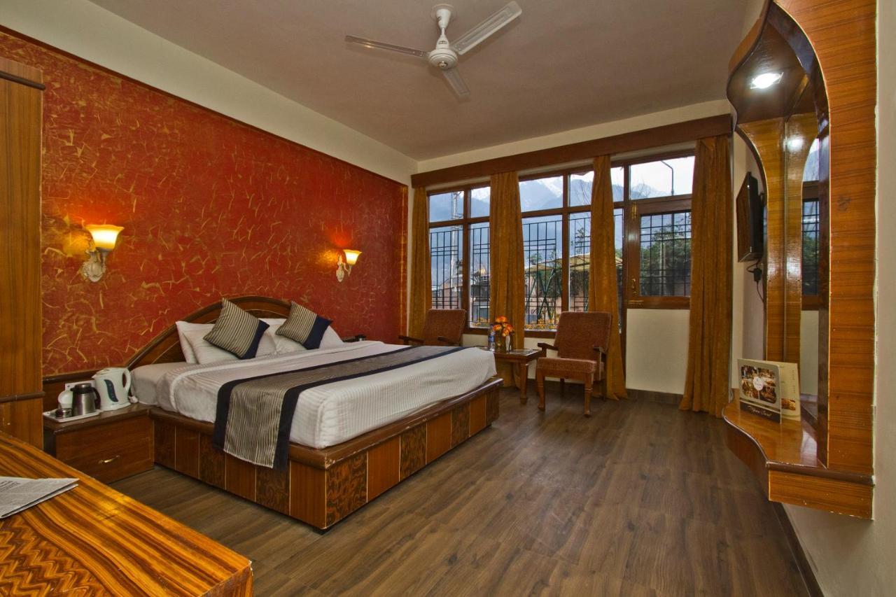 Hotel Park Residency Manāli Екстериор снимка