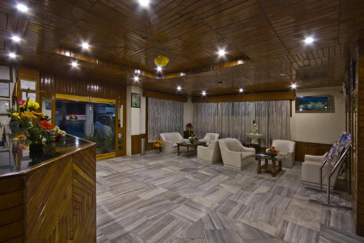Hotel Park Residency Manāli Екстериор снимка