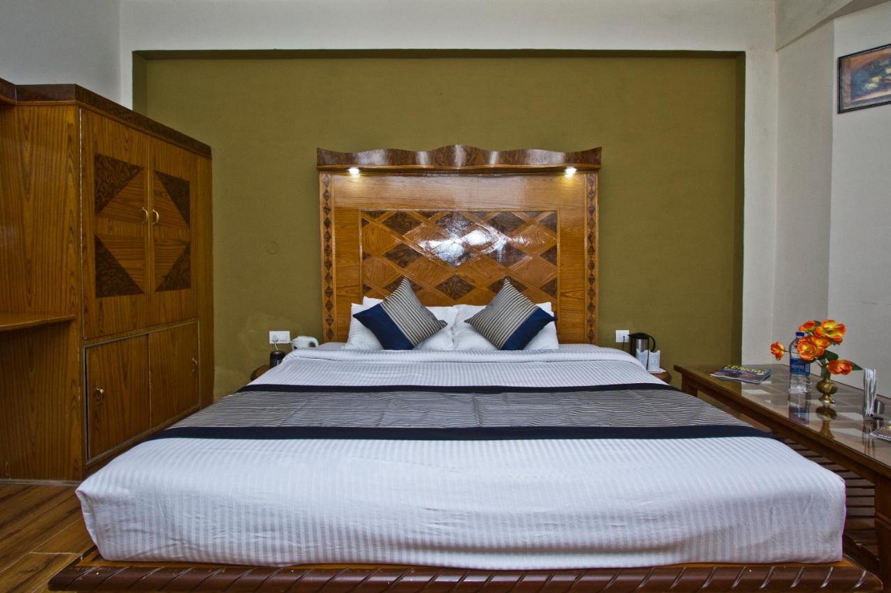 Hotel Park Residency Manāli Екстериор снимка