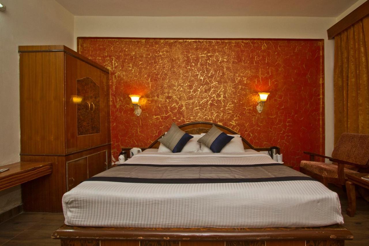 Hotel Park Residency Manāli Екстериор снимка